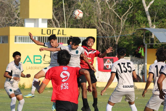 BOSTON CANCÚN FC TRIUNFA ANTE MONS CALPE Y CALIENTA JUEGO ANTE PIONEROS