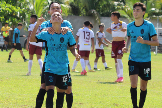 BOSTON CANCÚN FC REMONTA A PAMPANEROS Y SUMA TERCERA VICTORIA EN FILA, EN CASA